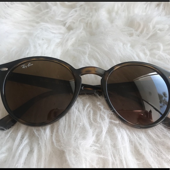 Ray-Ban Accessories - Ray Ban Brown Sunglasses! 